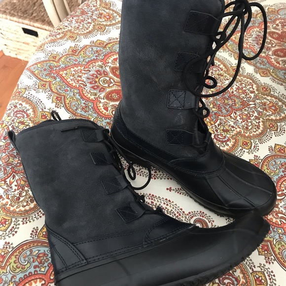 tory burch navy boots